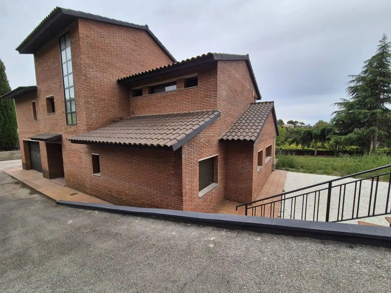 Vista exterior de Casa o chalet de alquiler en Matadepera con Calefacción, Jardín privado y Amueblado