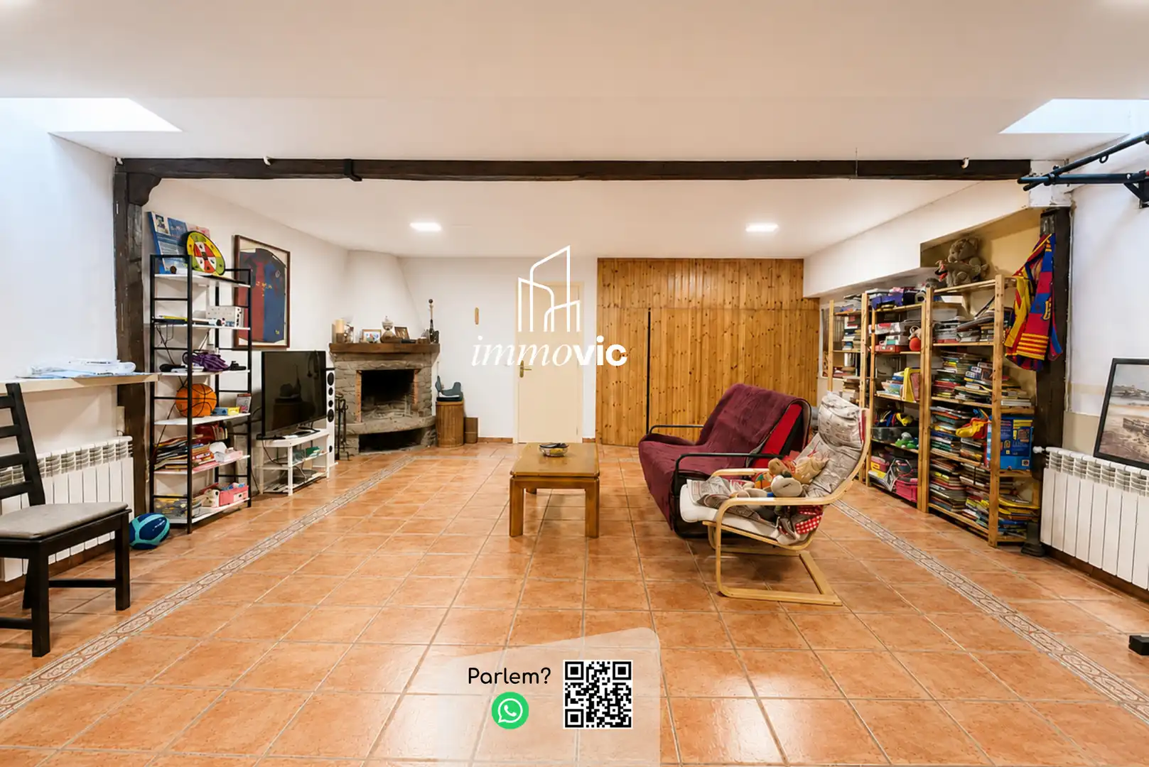 Living room of Detached homes for sale in Olot  with Heating, Private garden and Parquet flooring