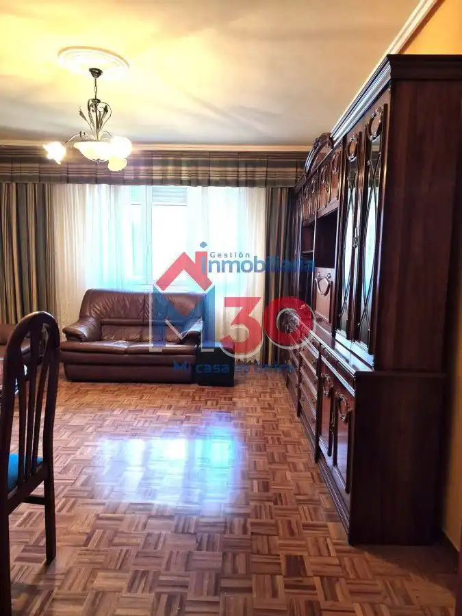 Sala de estar de Piso en venta en Miranda de Ebro con Calefacción, Parquet y Terraza