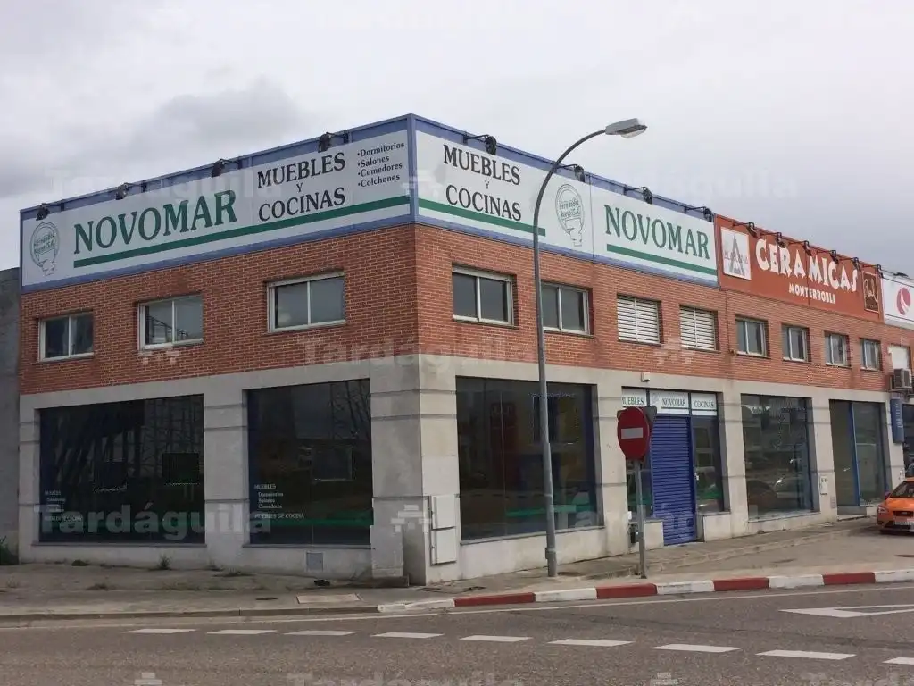 Industrial building for sale in Villares de la Reina, imagen 2