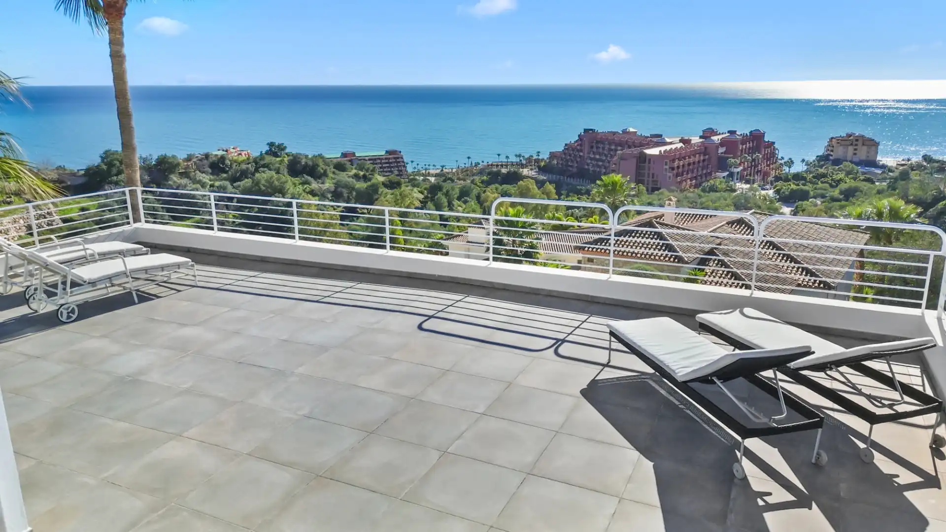 Terrassa de Casa o xalet en venda en Benalmádena amb Aire condicionat, Calefacció i Jardí privat