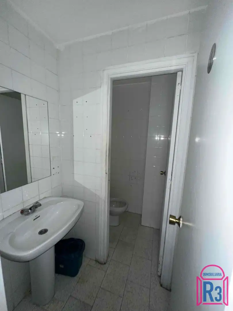 Local comercial en venda a Santo Tirso, imagen 8