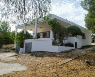 Vista exterior de Casa o xalet en venda en Hondón de las Nieves / El Fondó de les Neus amb Terrassa, Traster i Piscina