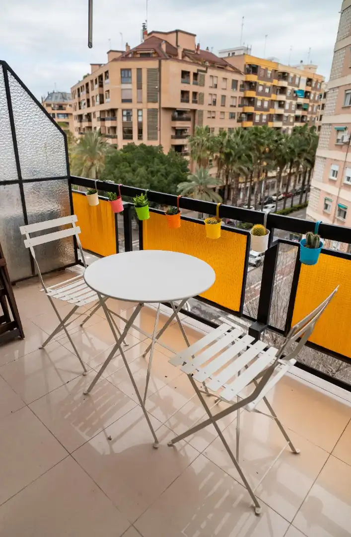 Terrassa de Pis de lloguer en Valencia amb Aire condicionat, Moblat i Balcó