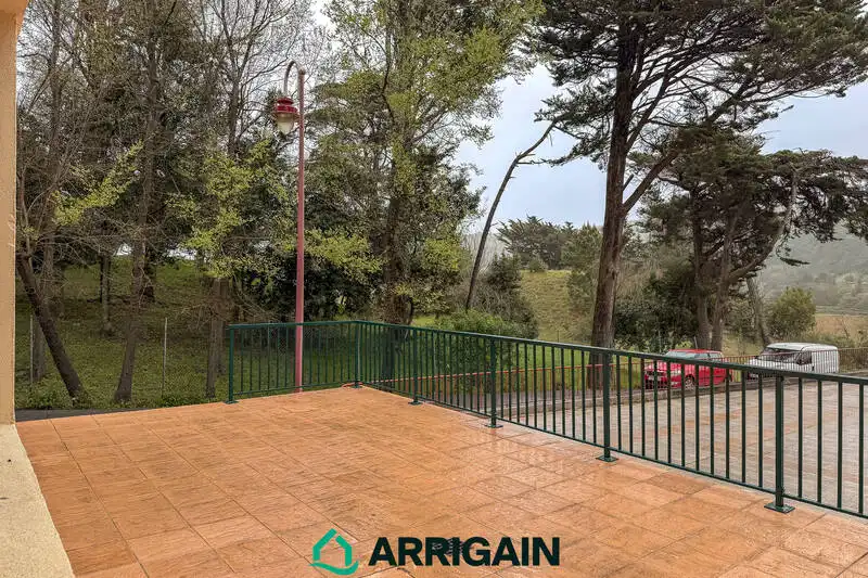 Terrasse von Büro zum Verkauf in Zarautz mit Klimaanlage