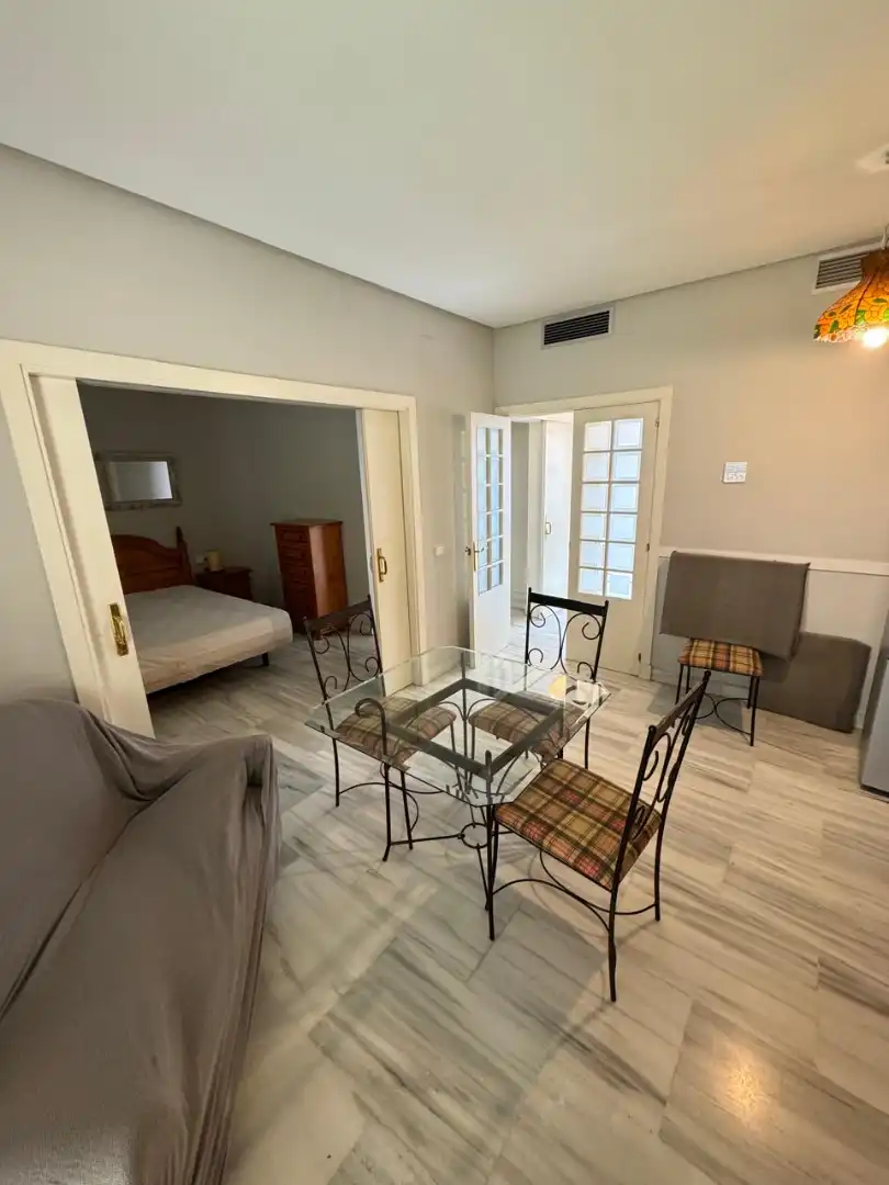 Bedroom of Apartments for rent in Sevilla  with Air Conditioner, Heating and Terrace