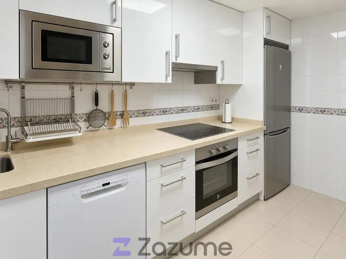 Küche von Wohnung zur Miete in Málaga mit Klimaanlage, Heizung und Terrasse