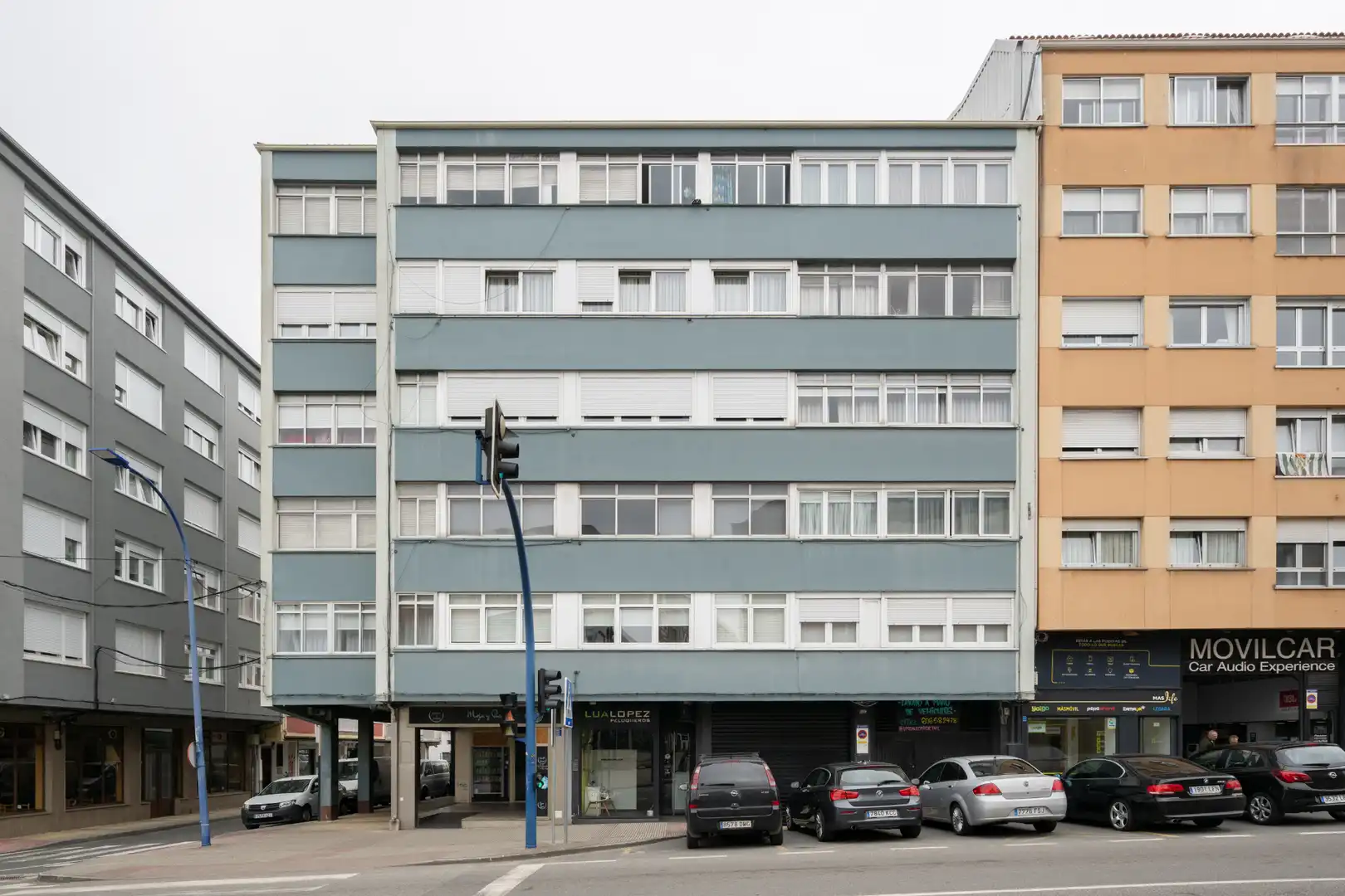 Vista exterior de Piso en venta en Culleredo con Parquet, Horno y Lavadora