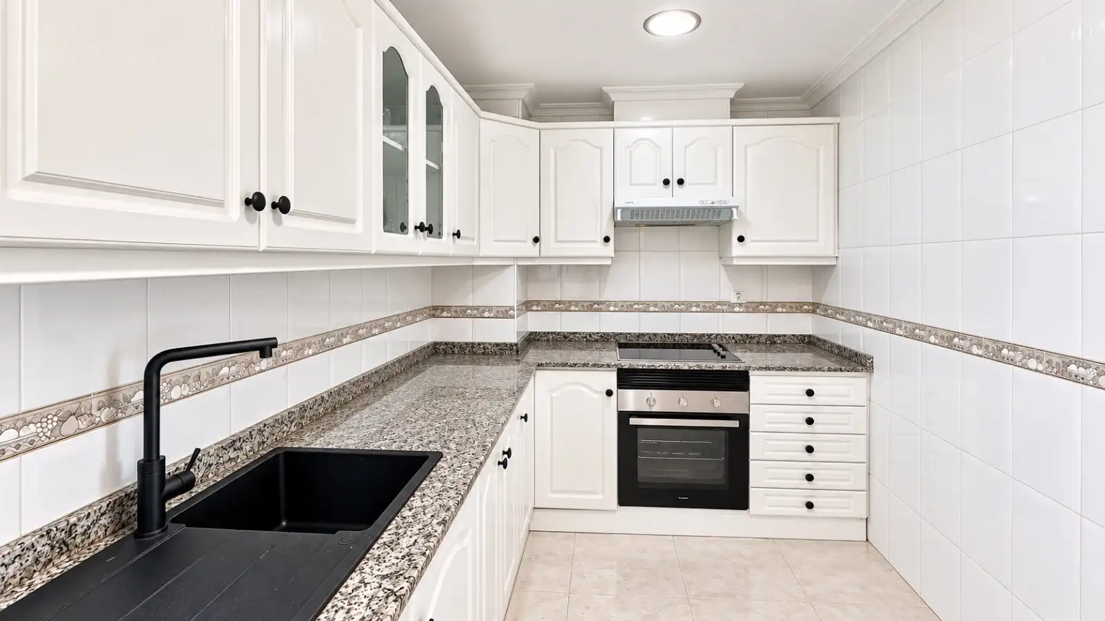 Cuina de Apartament de lloguer en Campoamor - Altozano