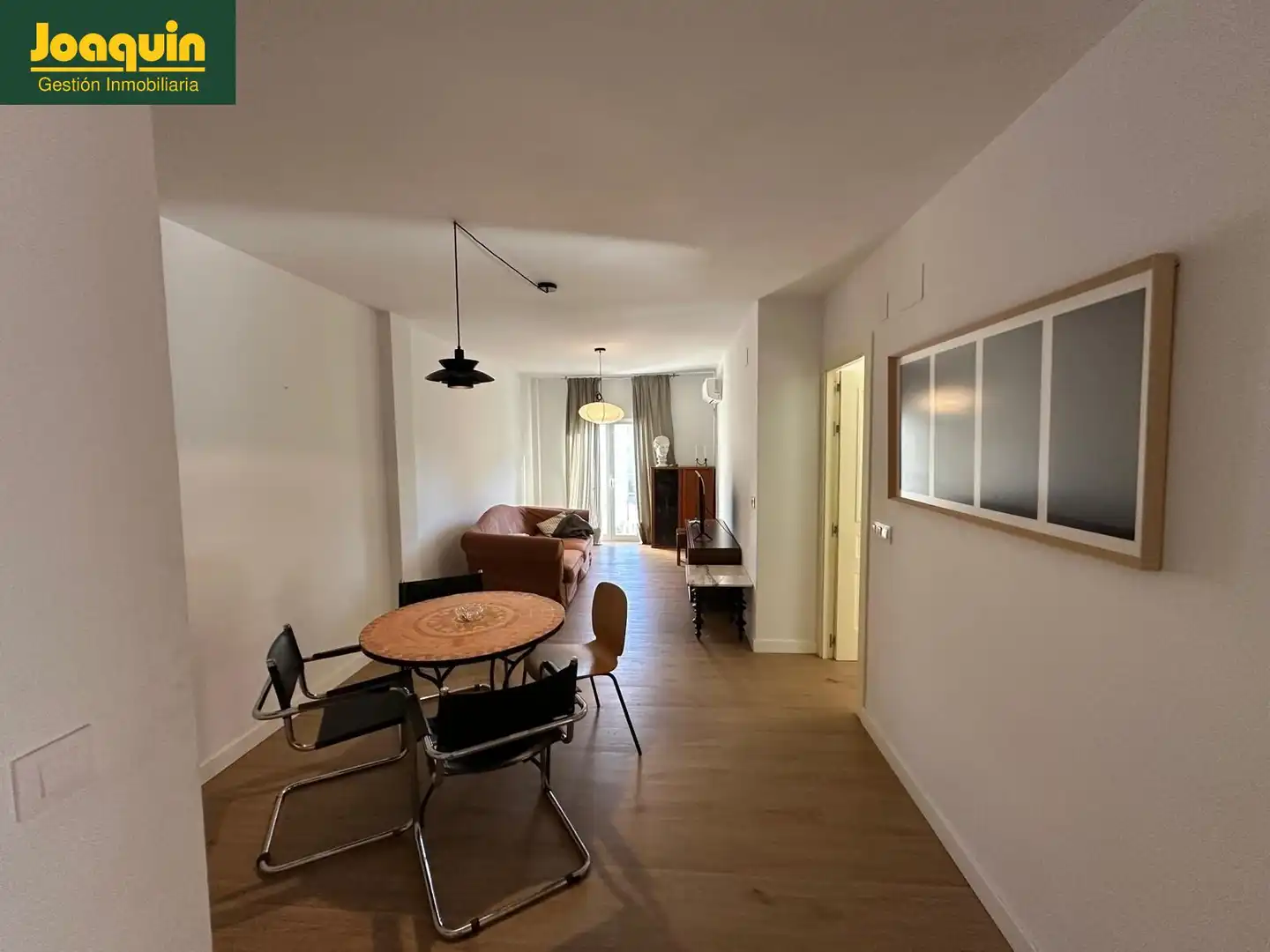 Appartamento con balcone in affitto a Centro, imagen 3