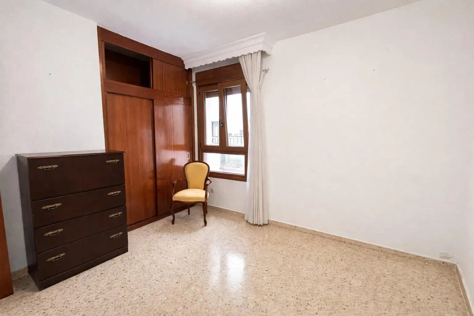 Schlafzimmer von Wohnungen zum Verkauf in Málaga mit Abstellraum und Gemeinschaftspool