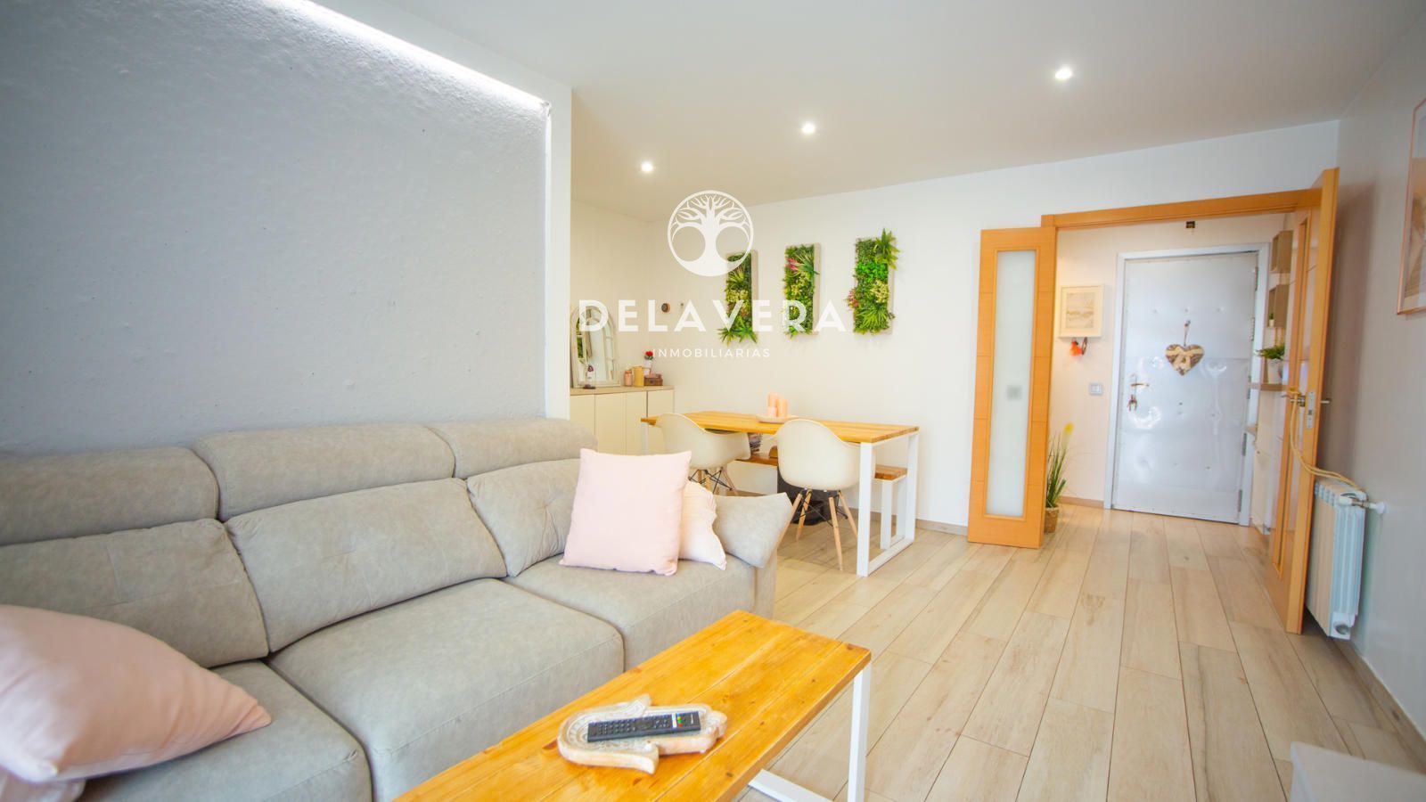 Living room of Flat for sale in Fuenlabrada  with Air Conditioner, Heating and Terrace