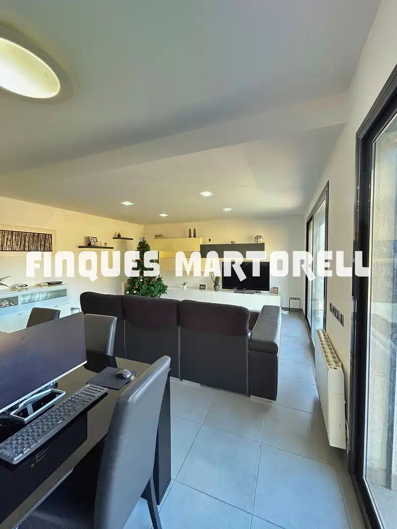 Living room of Houses for sale in Santa Coloma de Farners  with Air Conditioner, Heating and Private garden
