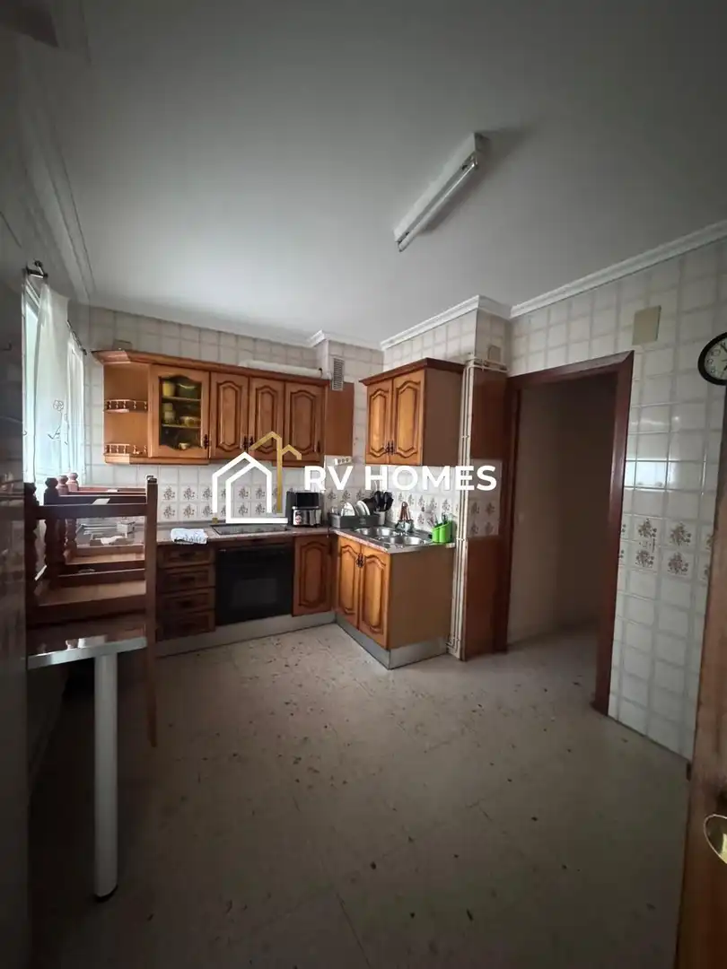 Kitchen of Flat for rent in Cáceres  with Air Conditioner, Terrace and Furnished