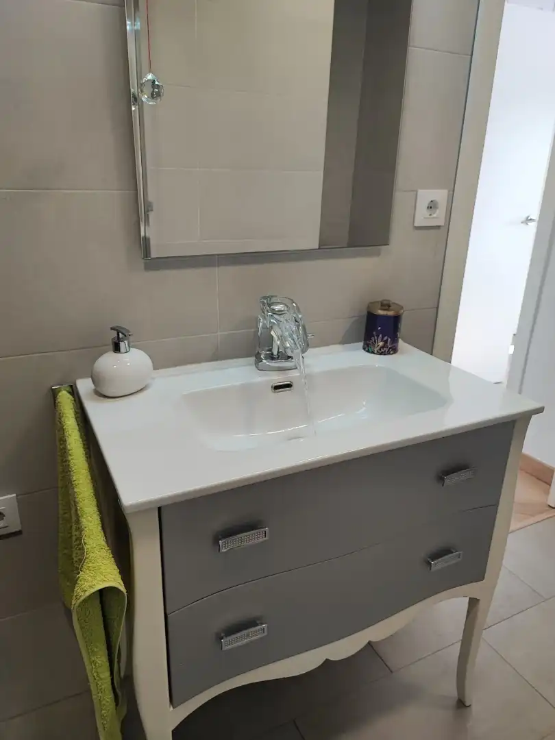 Badezimmer von Dachboden zum Verkauf in Tarragona mit Klimaanlage, Heizung und Parkett