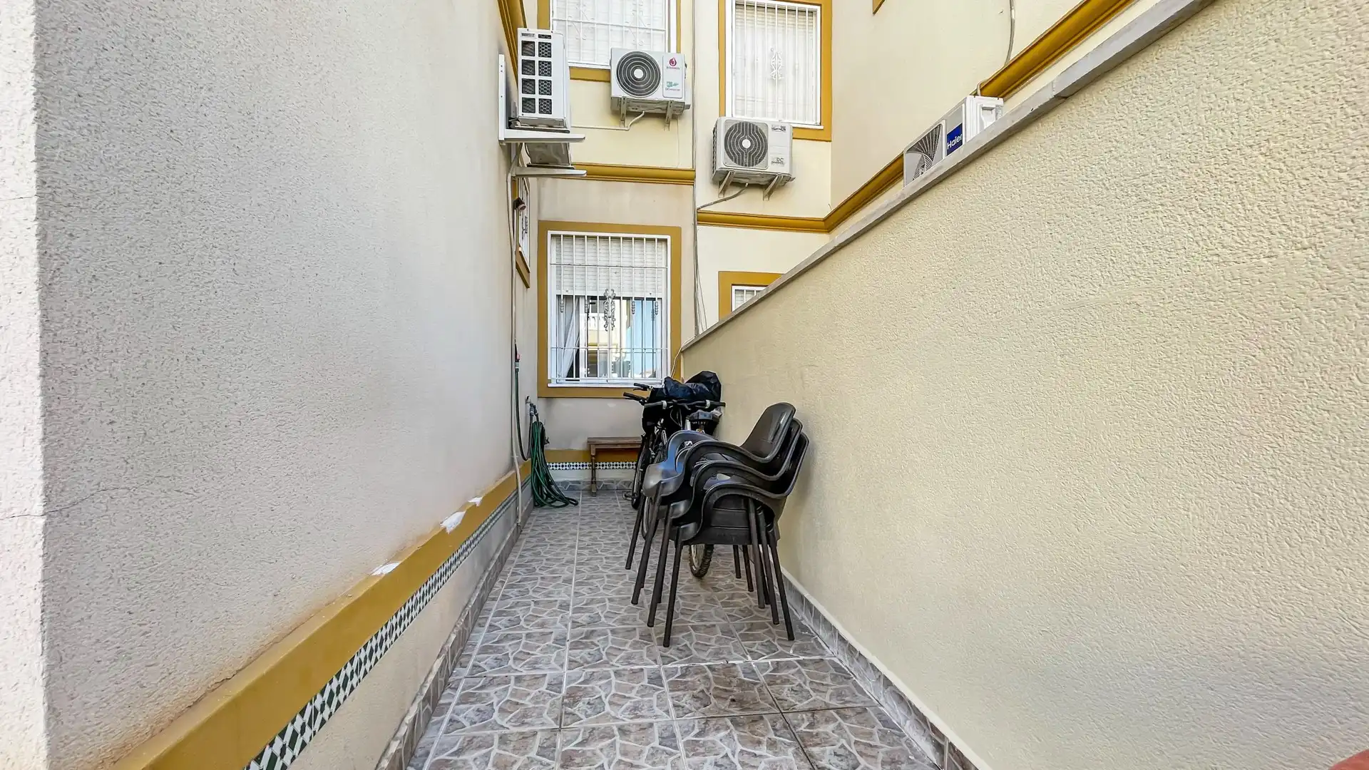 Terraza de Planta baja en venta en Orihuela con Aire acondicionado, Terraza y Piscina