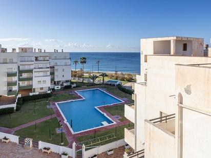 Swimming pool of Flat for sale in Salobreña  with Air Conditioner, Heating and Private garden