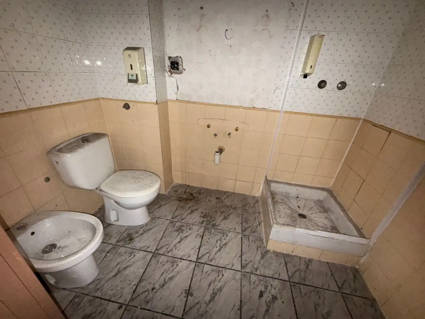 Badezimmer von Gebäude zum Verkauf in Torredembarra mit Alarm