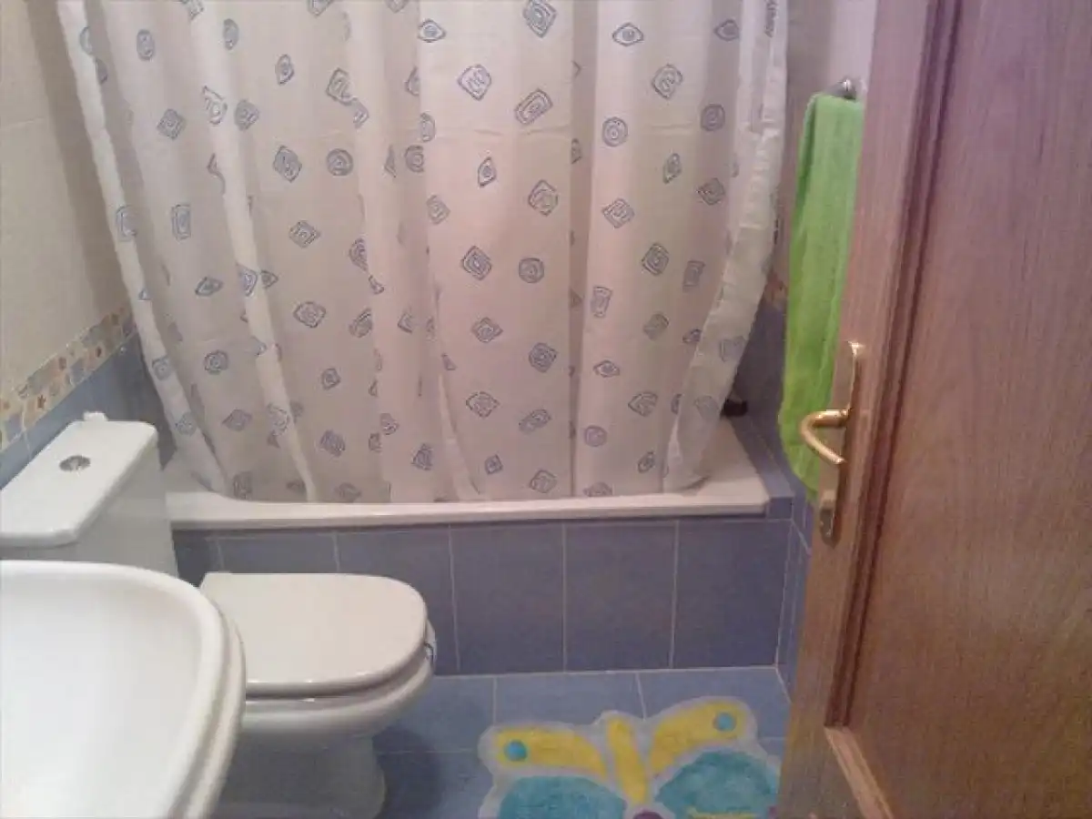 Piso con ascensor en venta en Tomelloso, imagen 2