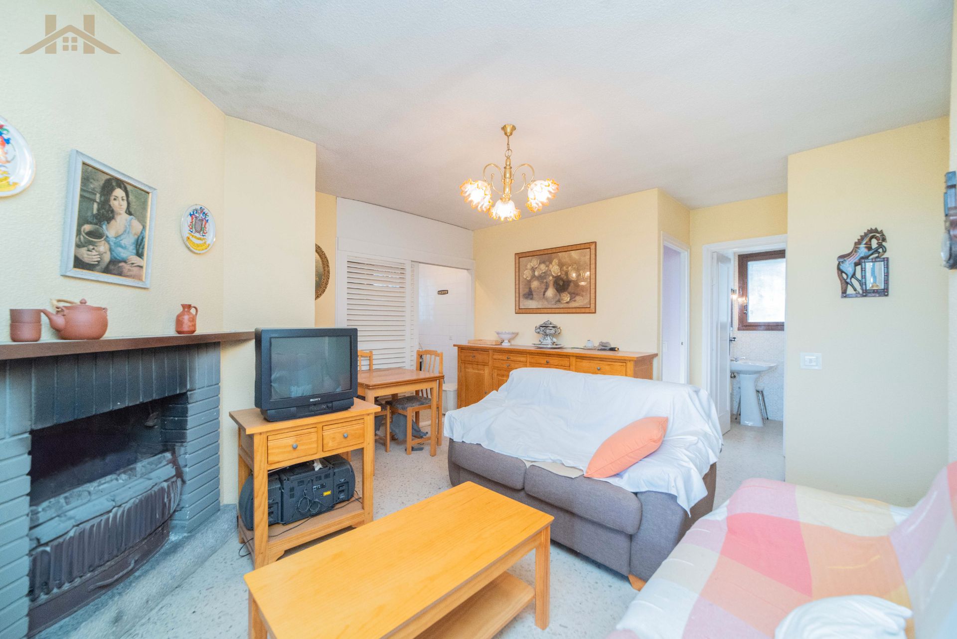 Living room of Flat for sale in San Martín de Valdeiglesias  with Heating, Terrace and Storage room