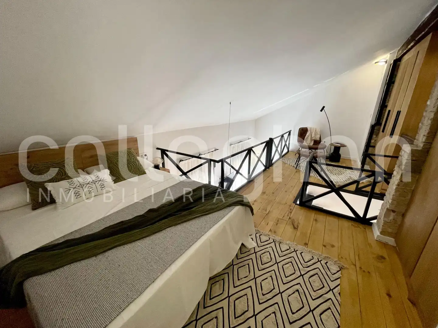 Schlafzimmer von Loft zur Miete in Valencia mit Klimaanlage, Heizung und Abstellraum