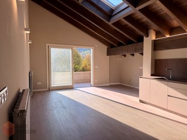 Penthouse mit Aufzug zum Verkauf in Plaça Josep Cuatrecases Arumí 1
