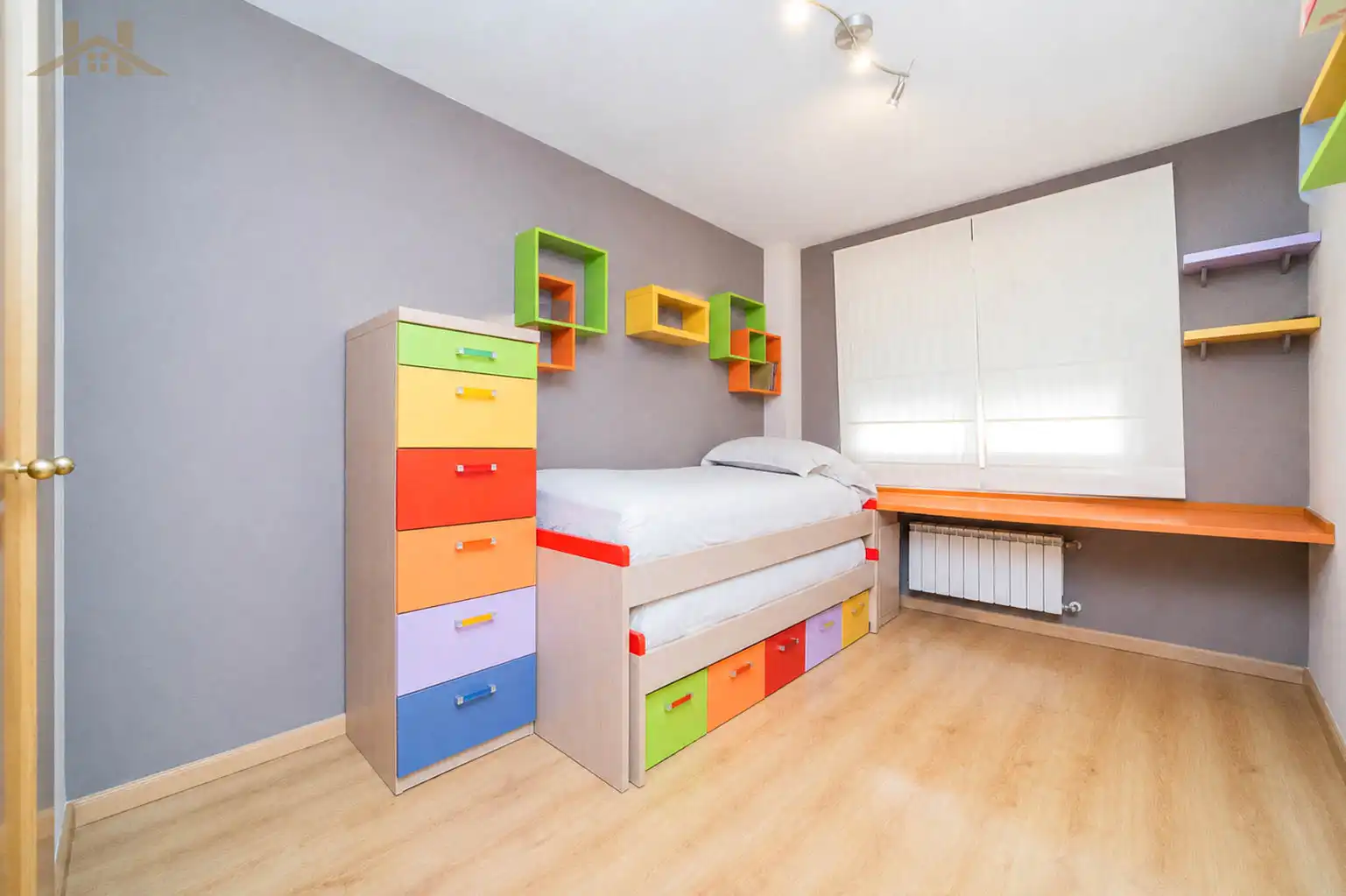 Habitación de Casa adosada en venta en Leganés con Aire acondicionado, Calefacción y Jardín privado