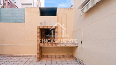 Foto 3 de Casa adosada en venda a Carrer de la Nació, El Camp de l'Arpa del Clot,  Barcelona Capital