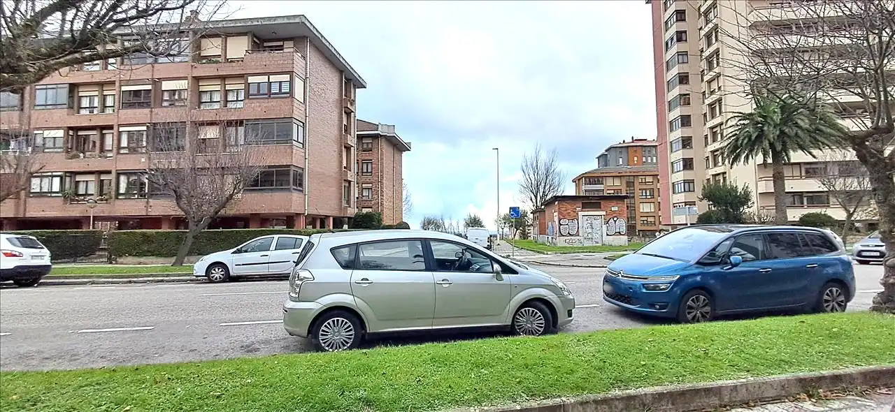 Aparcament de Pis en venda en Santander
