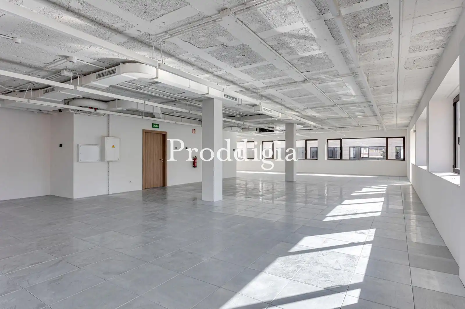 Büro zur Miete in Barcelona mit Klimaanlage und Terrasse