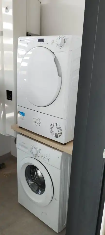 Flat for rent in Ángel Ojeda Avilés, Entrenúcleos