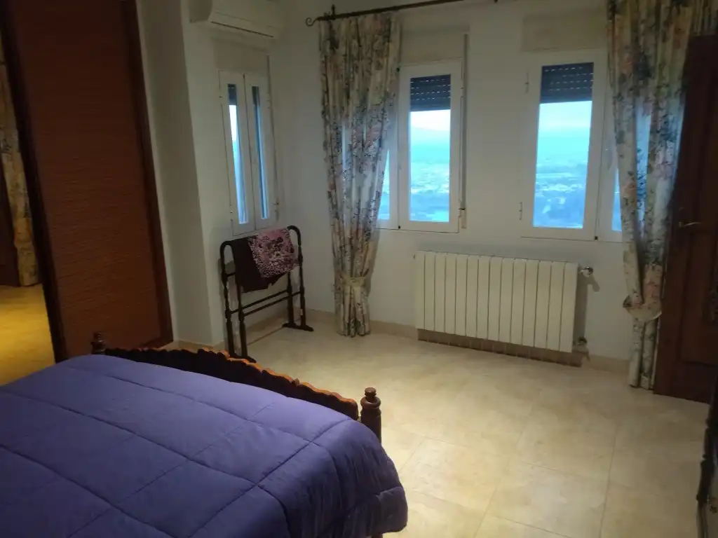 Dormitori de Casa o xalet en venda en Medellín amb Aire condicionat, Calefacció i Jardí privat