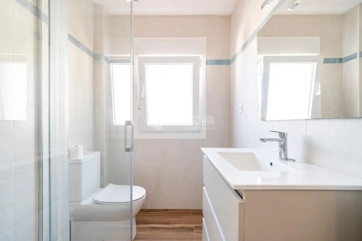 Baño de Piso en venta en Padul con Terraza