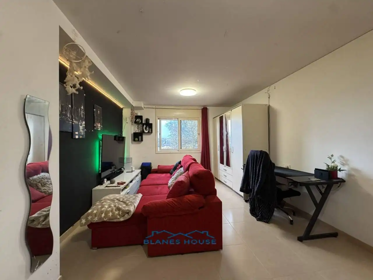 Sala d'estar de Casa o xalet en venda en Tordera amb Calefacció, Jardí privat i Terrassa