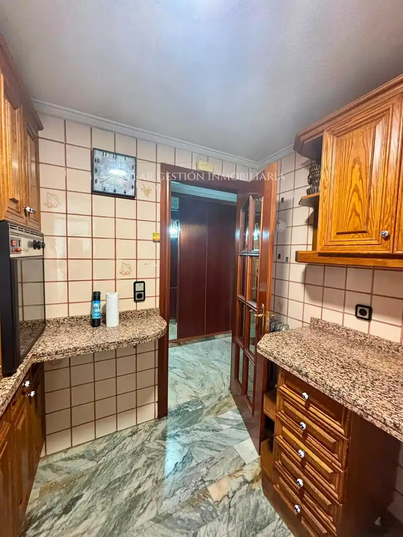 Piso en venta en Salamanca con Calefacción, Terraza y Piscina