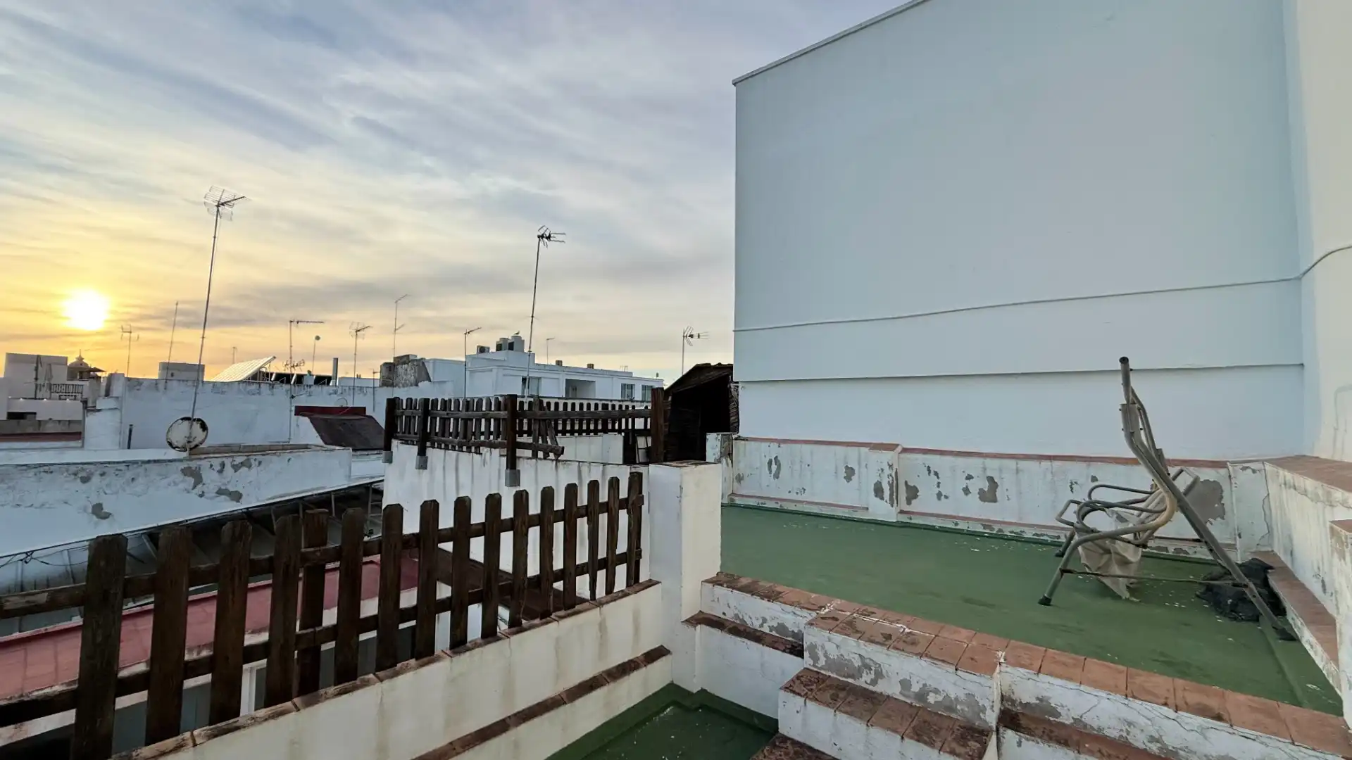Vista exterior de Piso en venta en Cádiz con Terraza