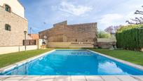 Swimming pool of Single-family semi-detached for sale in Torroella de Fluvià  with Air Conditioner, Terrace and Balcony