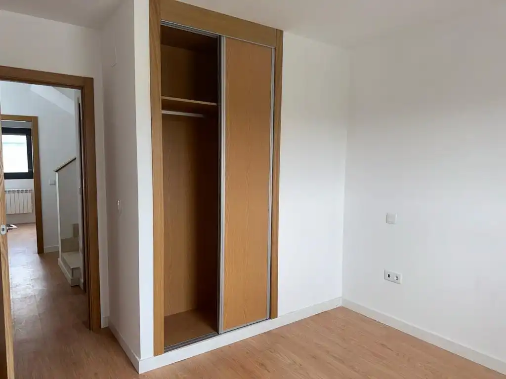 Habitación de Casa o chalet en venta en Arroyo de la Encomienda con Jardín privado y Piscina