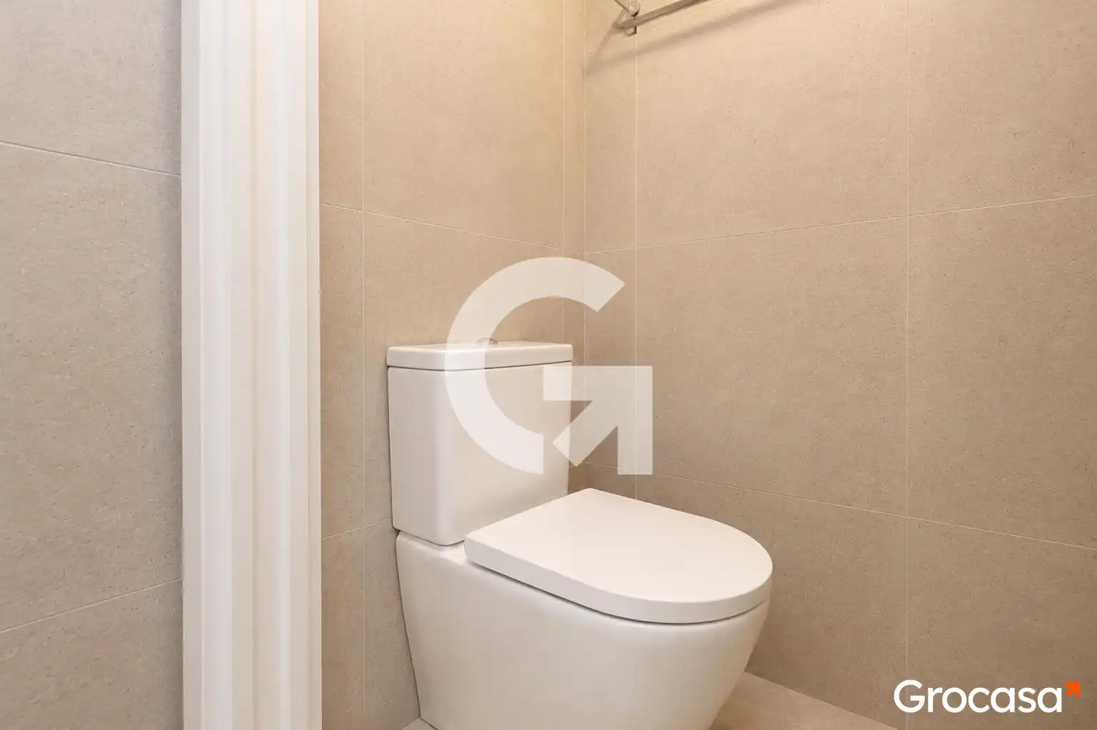 Baño de Piso en venta en Barcelona con Aire acondicionado, Calefacción y Terraza