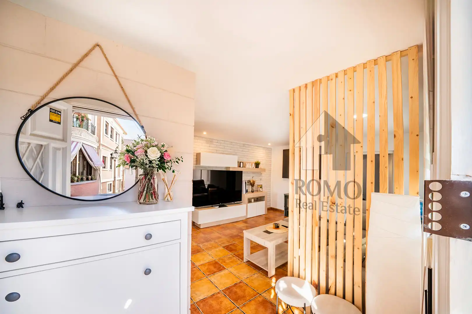 Casa amb terrassa en venda a Santa Perpètua de Mogoda, imagen 2