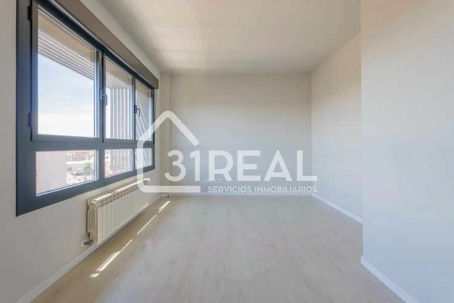 Schlafzimmer von Wohnung zum Verkauf in Madrid mit Heizung, Privatgarten und Gemeinschaftspool