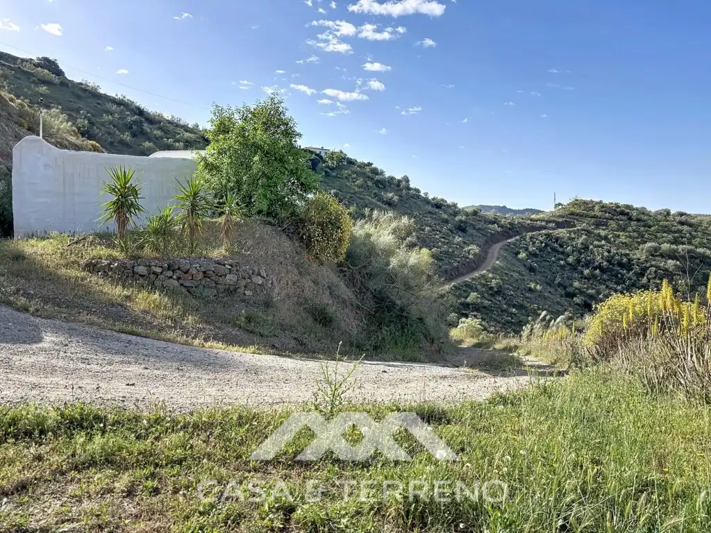Casa o xalet en venda en Canillas de Aceituno amb Jardí privat, Terrassa i Piscina