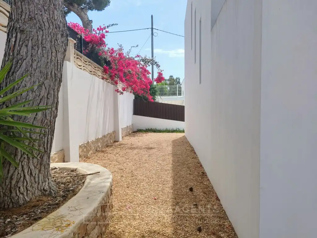 Casa o xalet en venda a Calle Abejaruco, 2, Cap Martinet