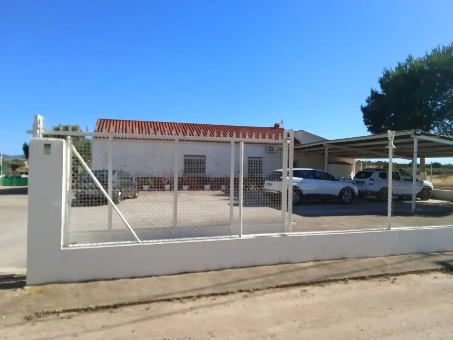 Casa rústica amb jardí en venda a N/A, imagen 2