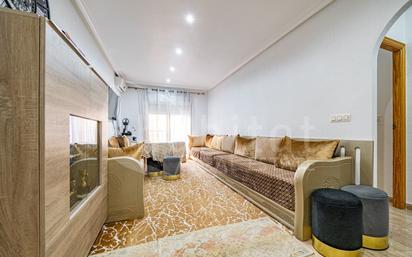 Sala d'estar de Apartament en venda en Los Montesinos amb Aire condicionat i Terrassa