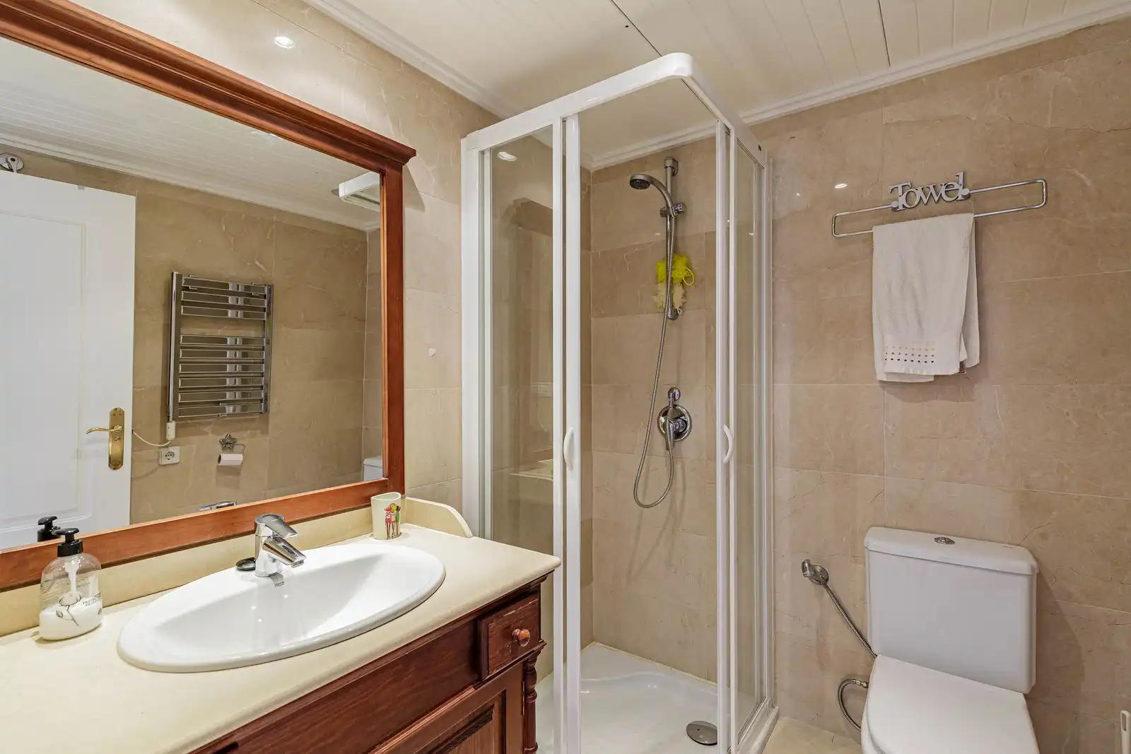 Piso con ascensor en venta en Calle Los Arqueros 100, imagen 10