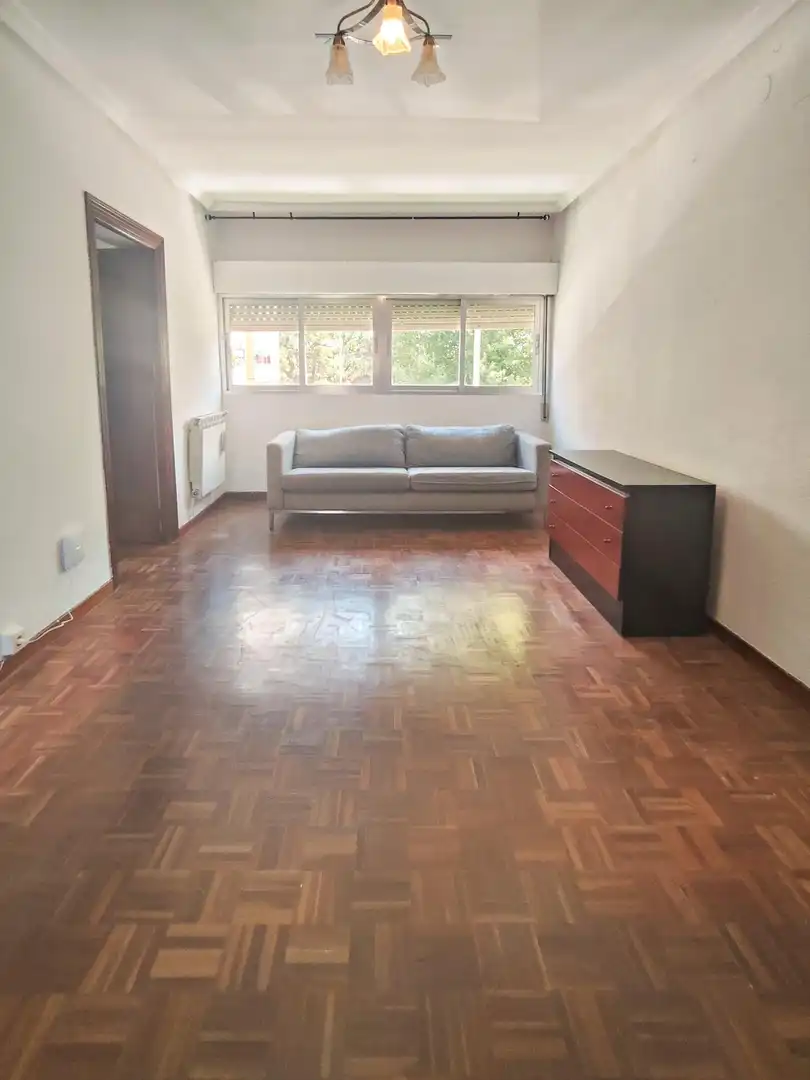 Sala de estar de Piso en venta en Madrid con Calefacción y Parquet