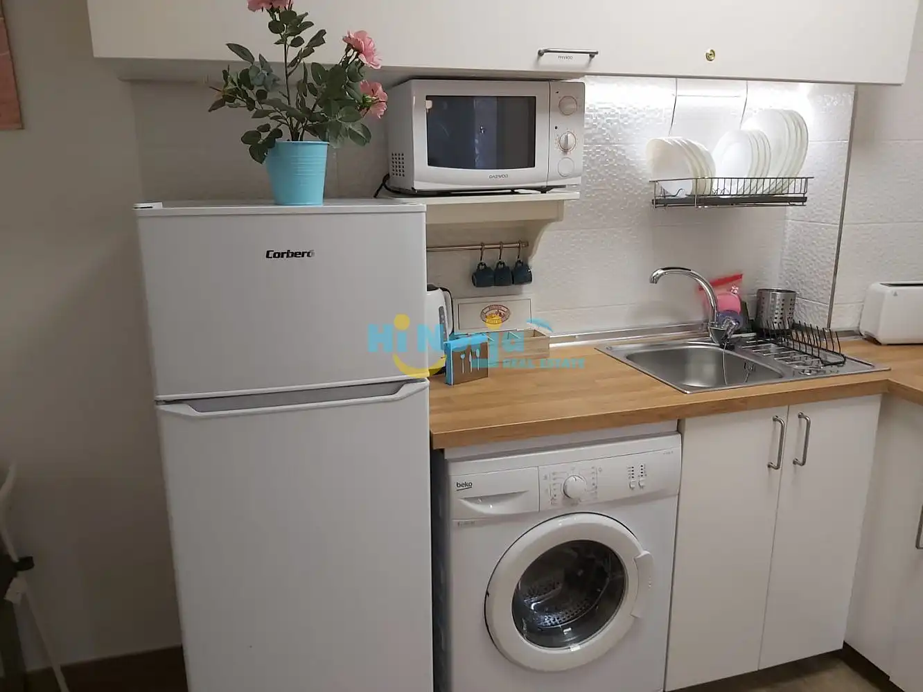 Cuina de Apartament de lloguer en Nerja amb Aire condicionat, Calefacció i Moblat