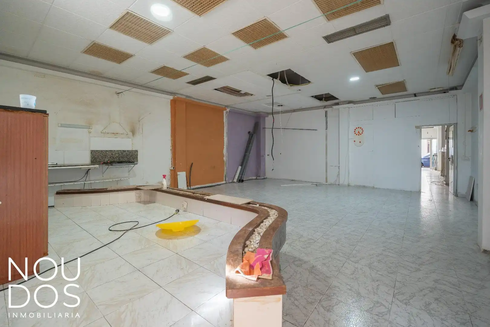Local comercial en venda a Carrer de la Reina Violant, imagen 10