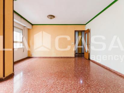 Sala d'estar de Pis en venda en  Valencia Capital amb Balcó